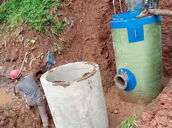 屏东县一体化提升泵安装现场